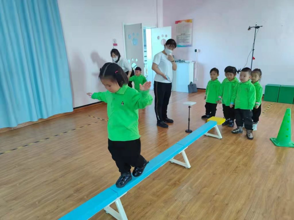 智能幼兒體測系統(tǒng)  智慧幼兒體能健康測試解決方案
