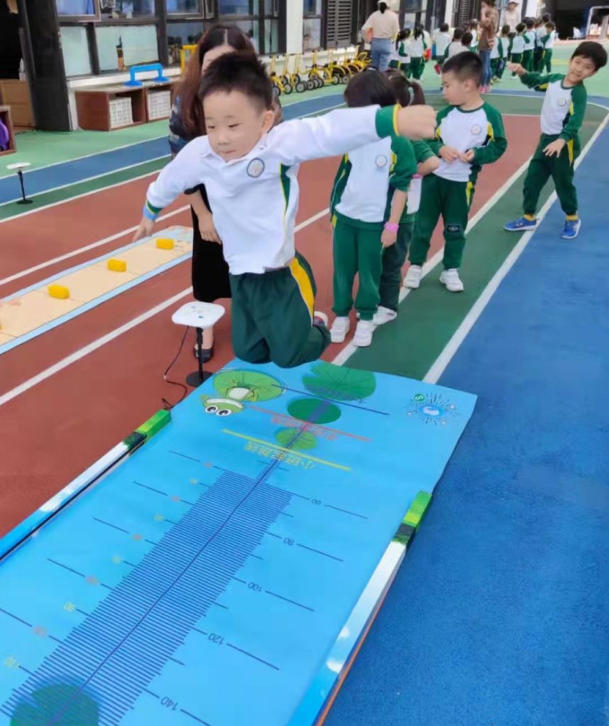 智能幼兒體測系統(tǒng)  智慧幼兒體能健康測試解決方案